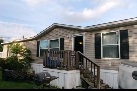 2014 Clayton Homes Ali Style Double Wide 28×56, 3 Bed, 2 Bath, Matching Shed, Alarm System