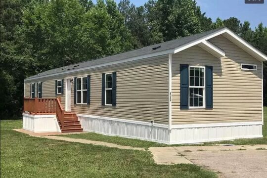 2018 Clayton Mobile Home for Sale (can be moved!)